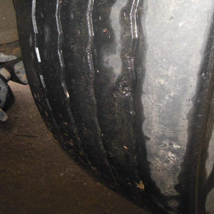 UMIKOV NPK 39, 2× ZDVIHACÍ NÁPRAVA, 8 KLANIC (OPĚR)