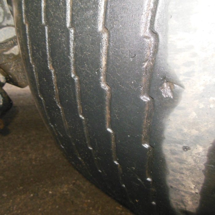 UMIKOV NPK 39, 2× ZDVIHACÍ NÁPRAVA, 8 KLANIC (OPĚR)