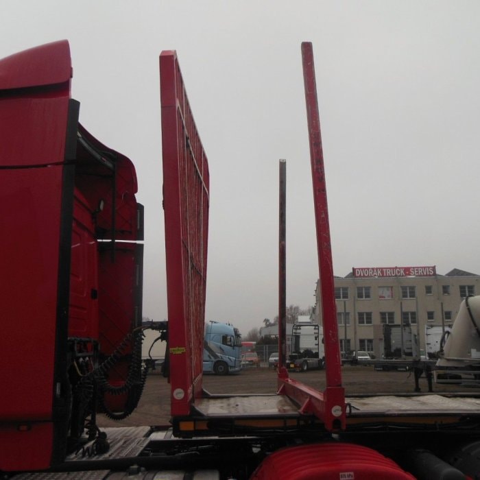 UMIKOV NPK 39, 2× ZDVIHACÍ NÁPRAVA, 8 KLANIC (OPĚR)