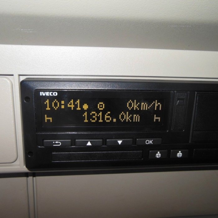 IVECO X-WAY AD 280X46, 6X2, STEERED/LIFT AXLE, TNH 20T, IMMEDIATE!