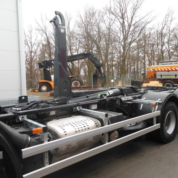 IVECO X-WAY AD 280X46, 6X2, STEERED/LIFT AXLE, TNH 20T, IMMEDIATE!