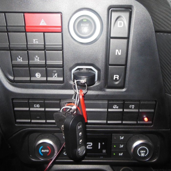 IVECO X-WAY AD 280X46, 6X2, STEERED/LIFT AXLE, TNH 20T, IMMEDIATE!