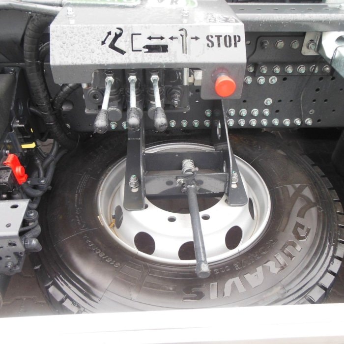 IVECO X-WAY AD 280X46, 6X2, STEERED/LIFT AXLE, TNH 20T, IMMEDIATE!