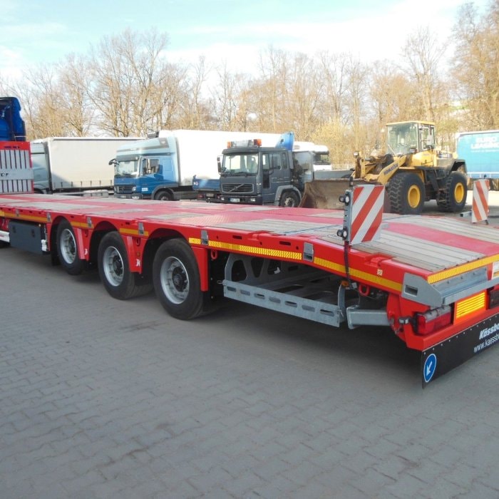Kässbohrer K.SPA M 3, MEGA-PLATO-TELESKOP 7m návěs pro nákladní přepravu