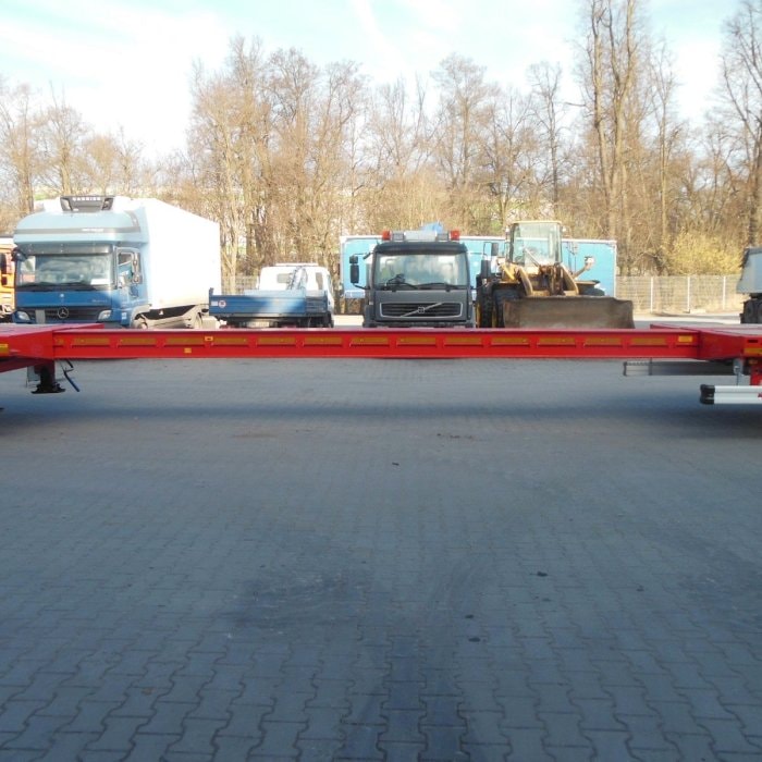 Kässbohrer K.SPA M 3, MEGA-PLATO-TELESKOP 7m návěs pro nákladní přepravu