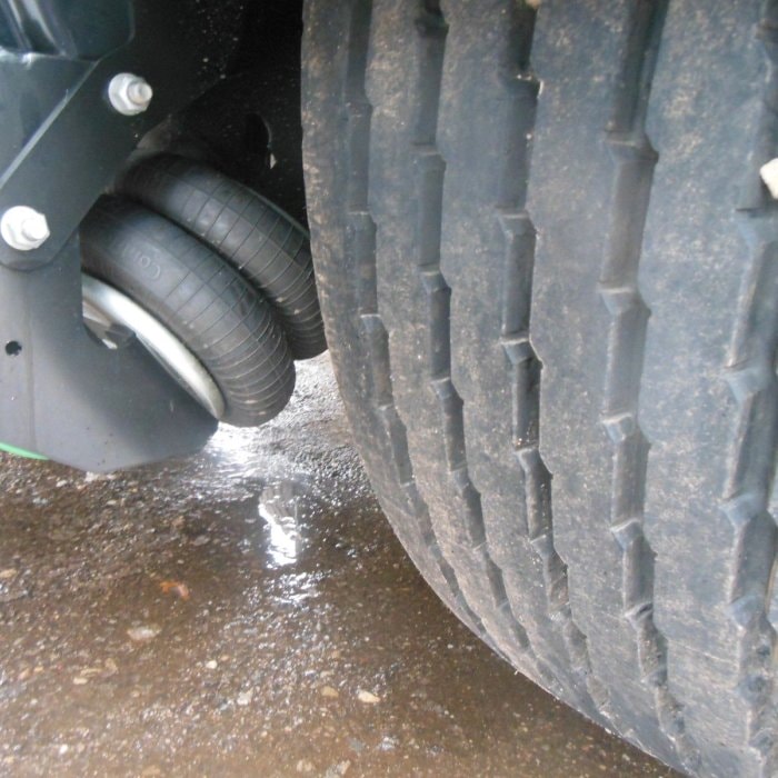 Kögel SN 24, SAF, Zvedací náprava návěs pro nákladní