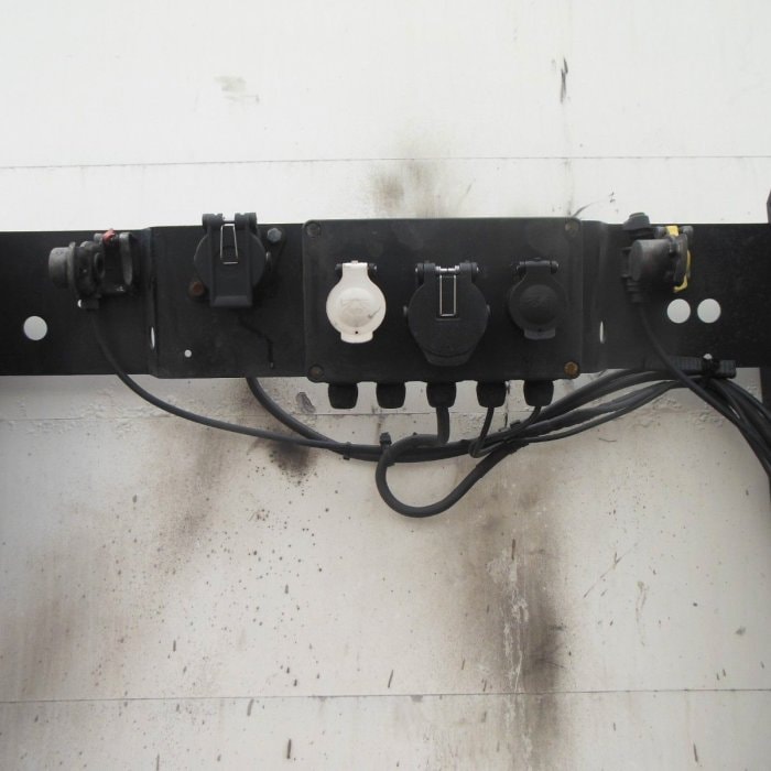 KOEGEL SN 24, LOWDECK, SAF, ZDVIHACÍ NÁPRAVA