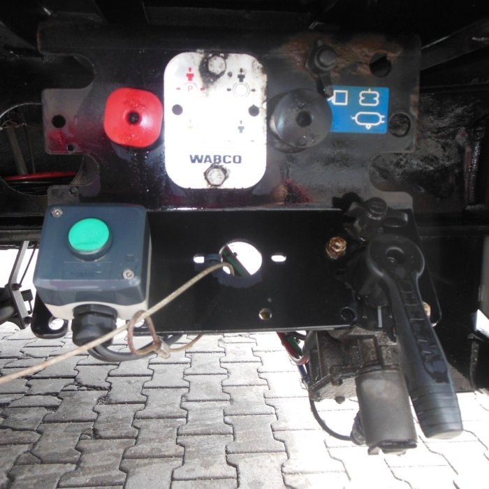 KOEGEL SN 24, LOWDECK, SAF, ZDVIHACÍ NÁPRAVA