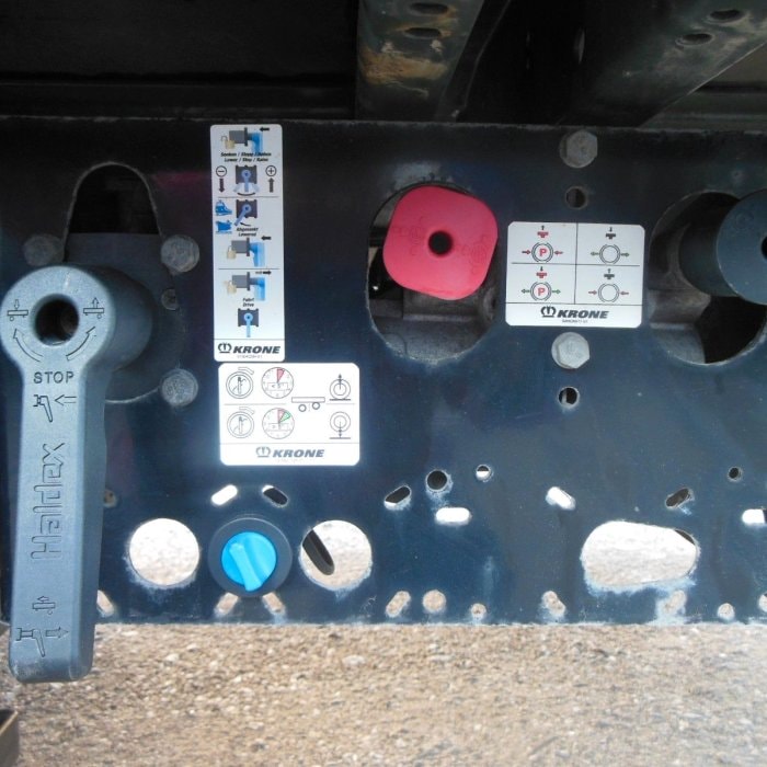 KRONE SD, LOWDECK, SAF, ZDVIHACÍ NÁPRAVA