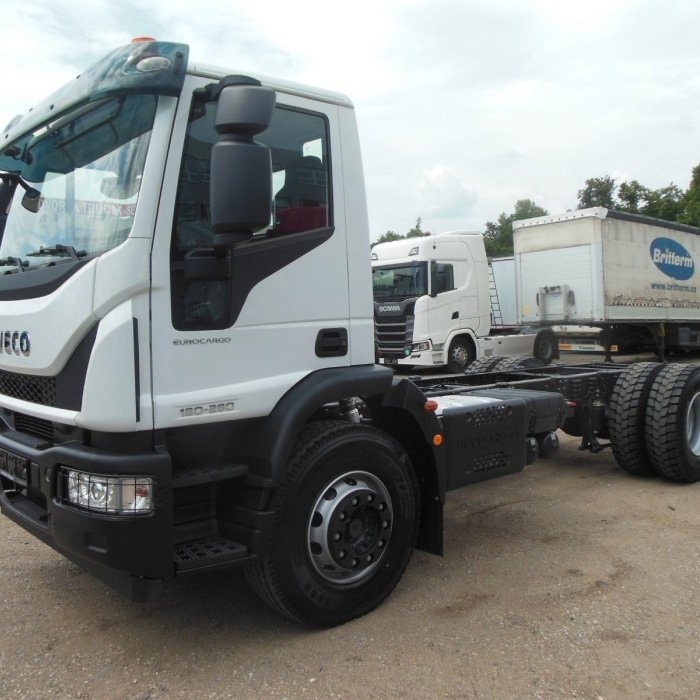 IVECO EUROCARGO ML 180E28/P, PTO