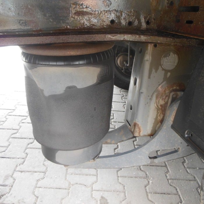 KRONE SD Mega Liner, Zvedací náprava návěs pro nákladní přepravu