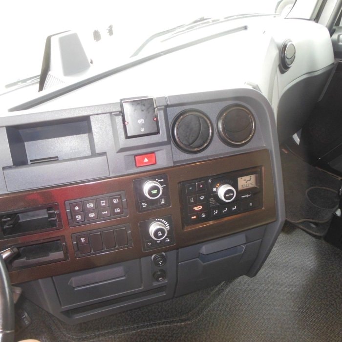 RENAULT T520, LowDeck, Comfort