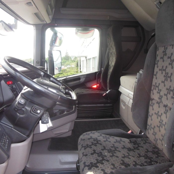 SCANIA R450,LOWDECK,RETARDER,MOTORSCHADE WASSERLECK