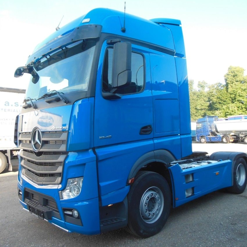MERCEDES-BENZ 1845 Actros