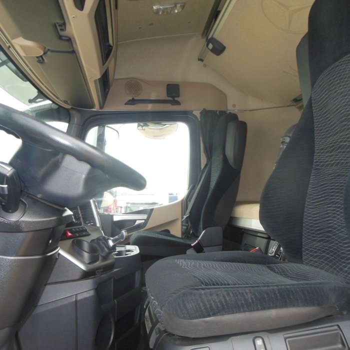 MERCEDES-BENZ ACTROS 2546, 24 PALLETS, TAIL LIFT, ALU RIMS, TOP!!