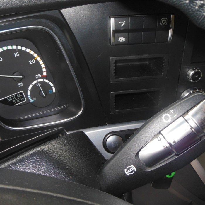 MERCEDES-BENZ ACTROS 2546, 24 PALLETS, TAIL LIFT, ALU RIMS, TOP!!