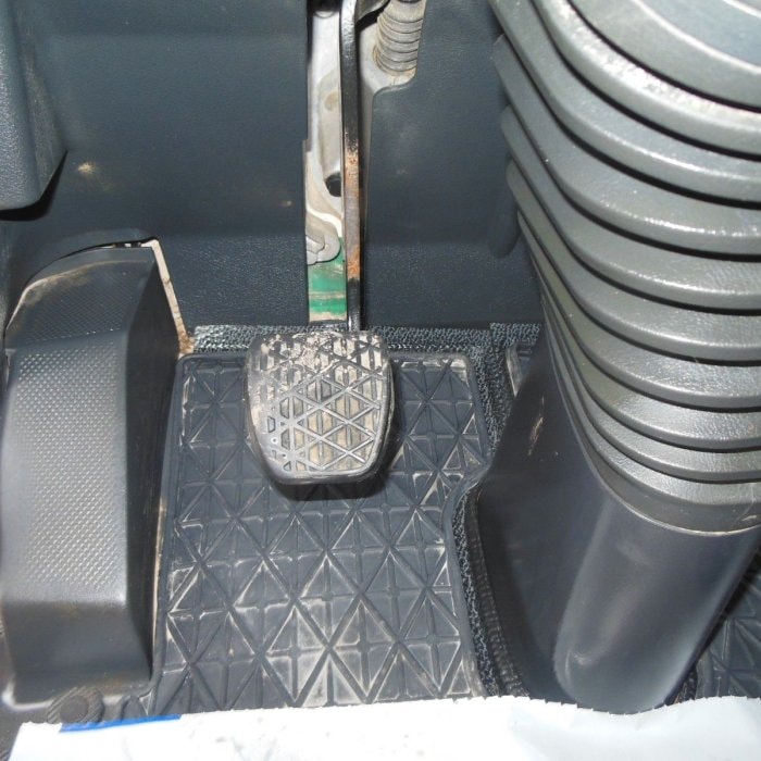 MERCEDES-BENZ ACTROS 3241, LIEBHERR 7m3, PUTZMEISTER PUMP 24m