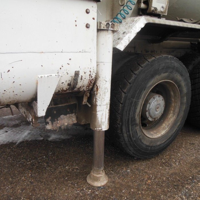 MERCEDES-BENZ ACTROS 3241, LIEBHERR 7m3, PUTZMEISTER PUMP 24m