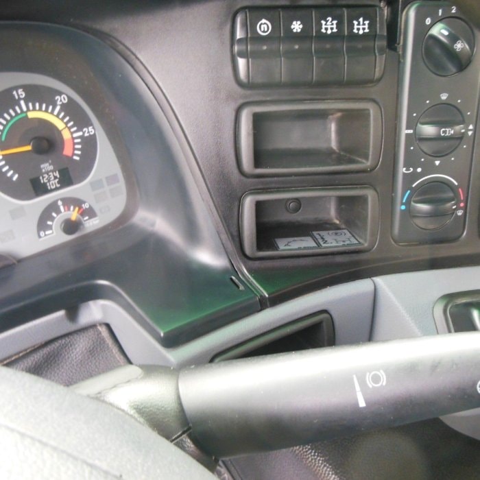 MERCEDES-BENZ ACTROS 3241, LIEBHERR 7m3, PUTZMEISTER PUMP 24m