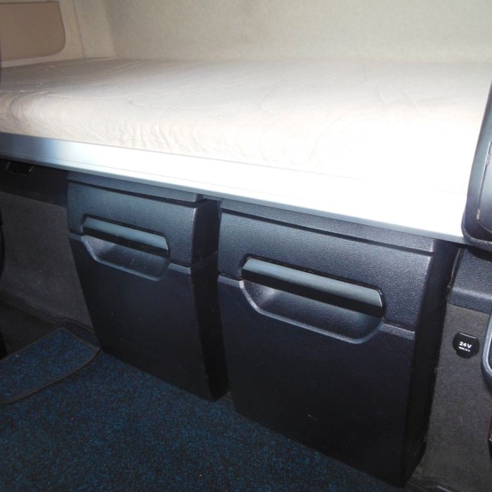 MERCEDES-BENZ ACTROS 1848 LOWDECK