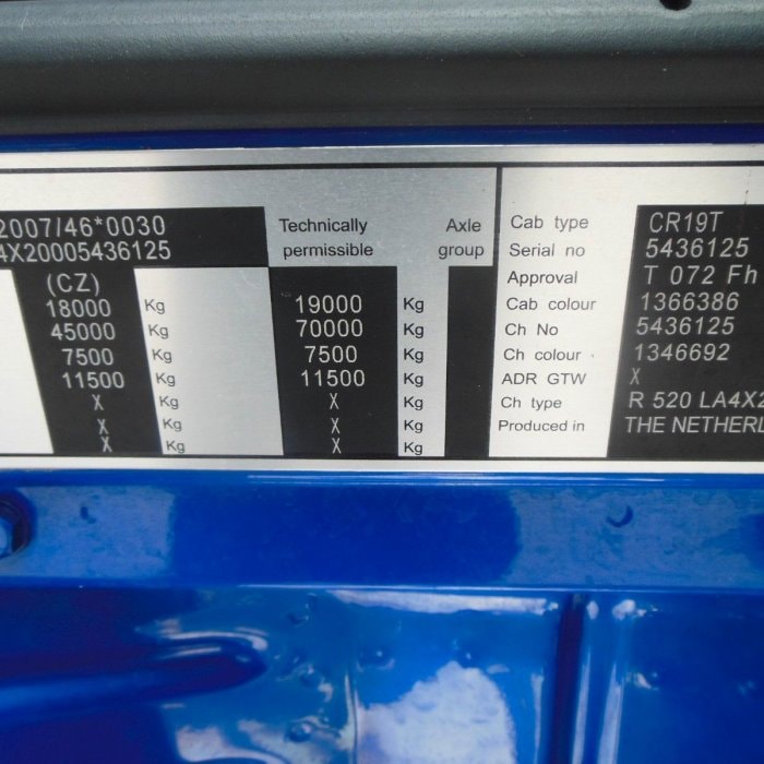 SCANIA R520, V8, TOP STAV!!