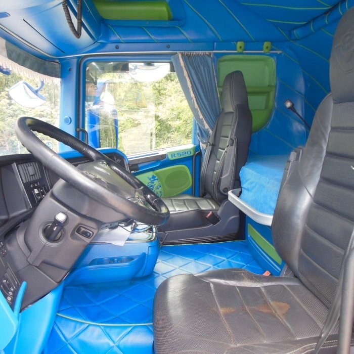 SCANIA R520, V8, TOP STAV!!