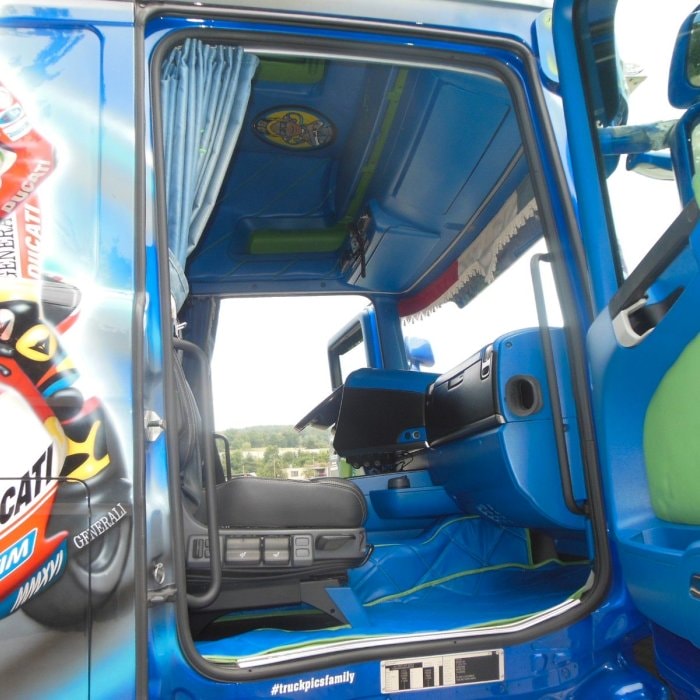 SCANIA R520, V8, TOP STAV!!