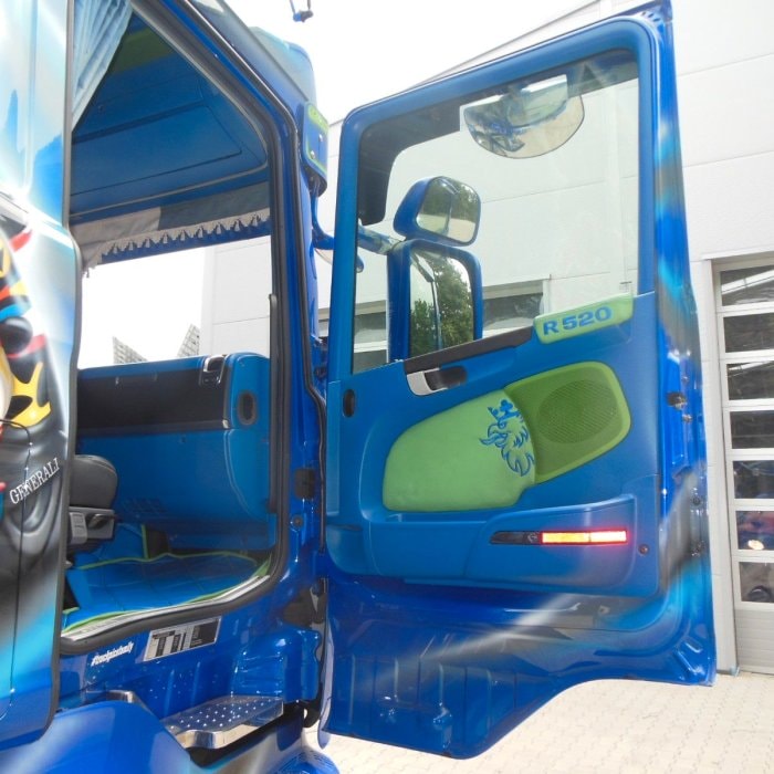 SCANIA R520, V8, TOP STAV!!