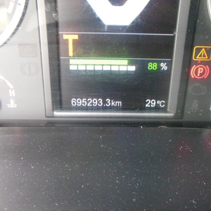 SCANIA R520, V8, TOP STAV!!