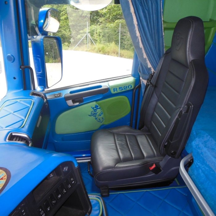 SCANIA R520, V8, TOP STAV!!