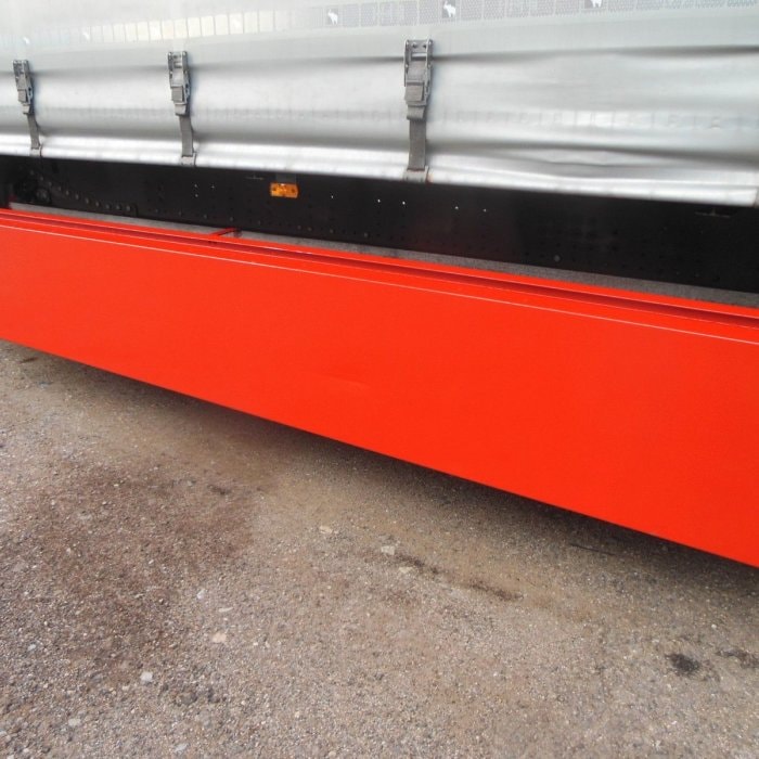 SCHMITZ SCB, BOX NA PALETY, ZDVIHACÍ NÁPRAVA