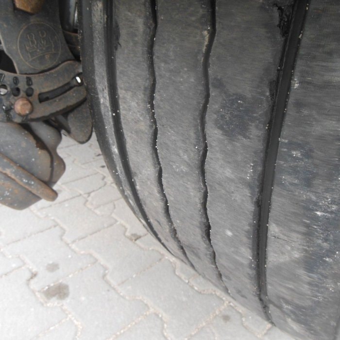 SVAN, NCH 303, NÁSTAVBA DOLL, 2× ZDVIHACÍ NÁPRAVA