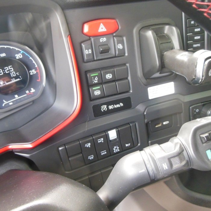 SCANIA R580, 8x4, Sklápěč S2, Palfinger PK19