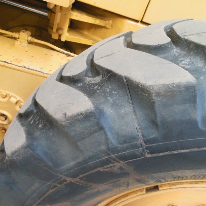 Caterpillar Grader 12 H NA + Riper