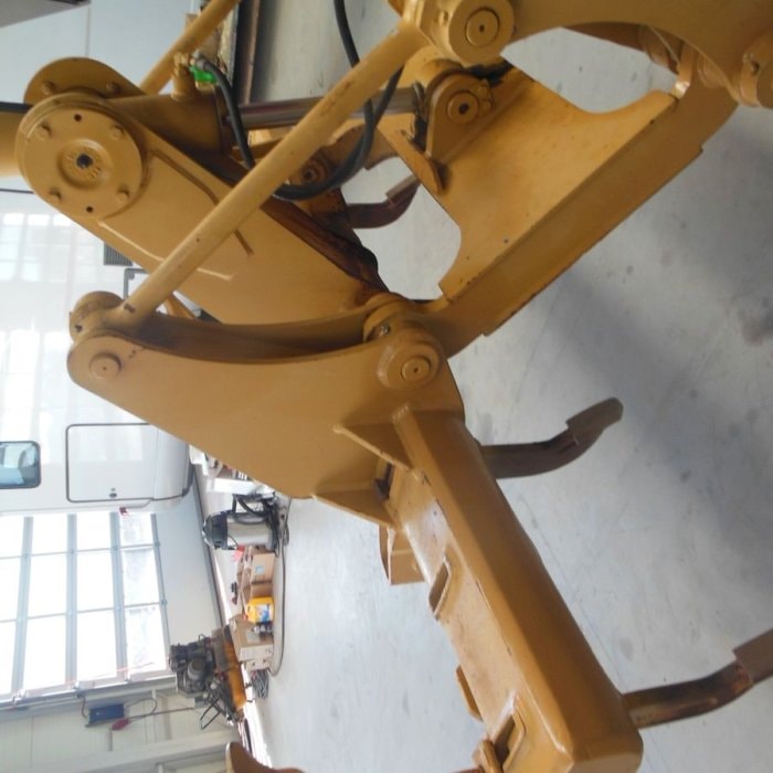 Caterpillar Grader 12 H NA + Riper