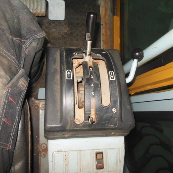 Caterpillar Grader 12 H NA + Riper