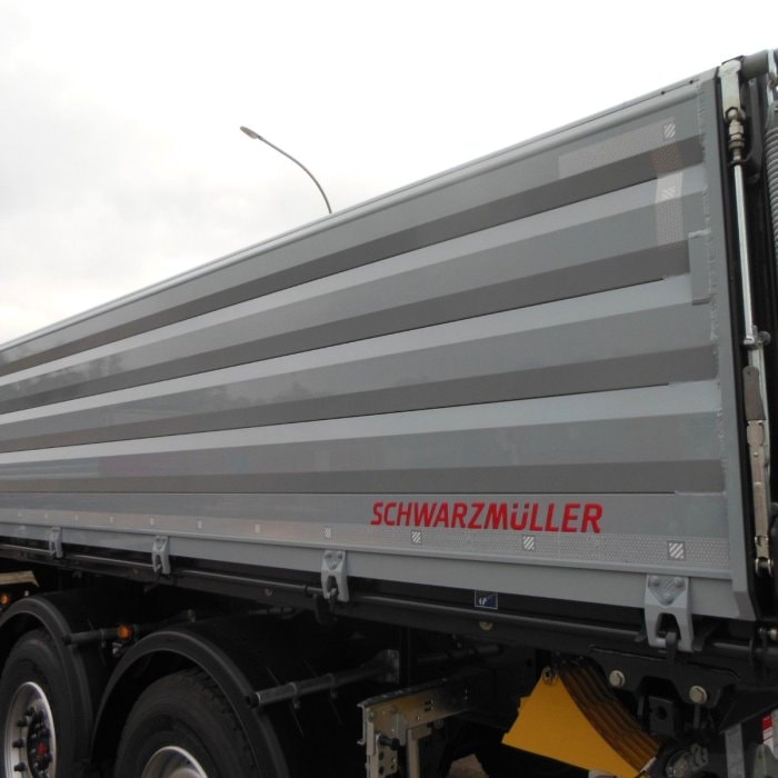 Schwarzmüller Z2, Nový-Neregistrovaný-Skladem přívěs pro nákladní přepravu