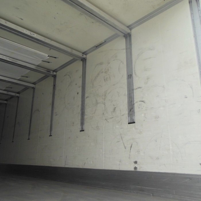 KOEGEL SVT 24, DVOUPODLAŽNÍ, CHLADICÍ JEDNOTKA CARRIER VECTOR 1550