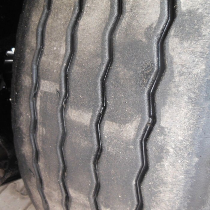 KOEGEL SVT 24, DVOUPODLAŽNÍ, CHLADICÍ JEDNOTKA CARRIER VECTOR 1550