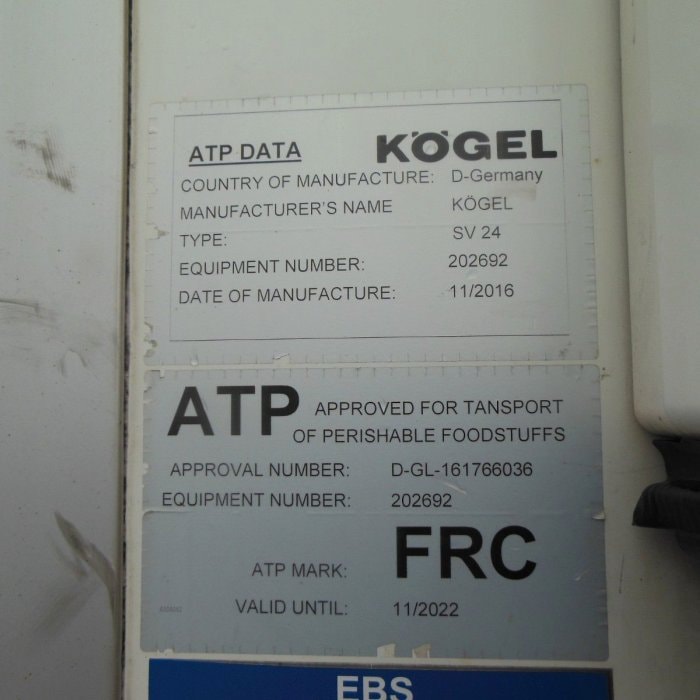 KOEGEL SVT 24, DVOUPODLAŽNÍ, CHLADICÍ JEDNOTKA CARRIER VECTOR 1550