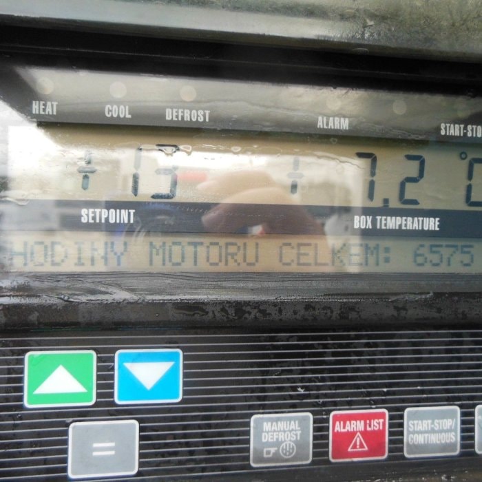 KOEGEL SVT 24, DVOUPODLAŽNÍ, CHLADICÍ JEDNOTKA CARRIER VECTOR 1550