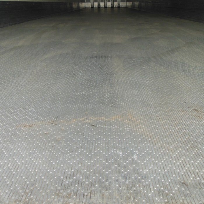 KOEGEL SVT 24, DVOUPODLAŽNÍ, CHLADICÍ JEDNOTKA CARRIER VECTOR 1550