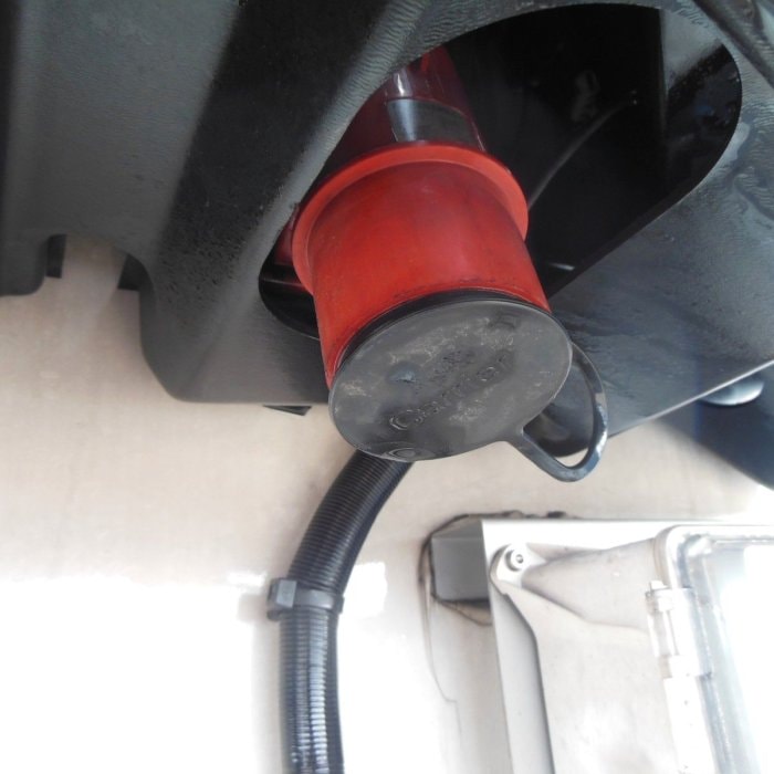 KOEGEL SVT 24, DVOUPODLAŽNÍ, CHLADICÍ JEDNOTKA CARRIER VECTOR 1550