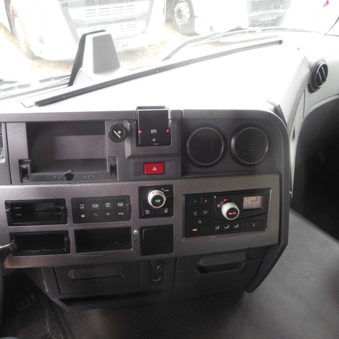 RENAULT T 380, PRITSCHE 9,6M, 24 PALETTEN!!!