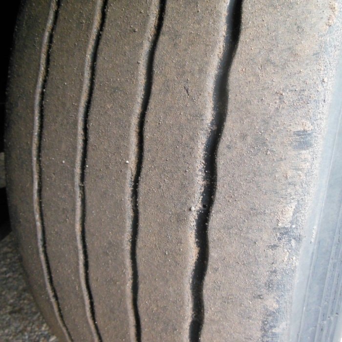 SCHMITZ SCB, ванна для рулонов 7200 мм, подъёмная ось