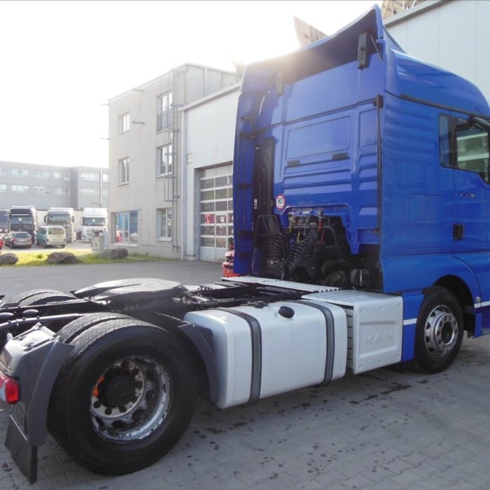 MAN TGX 18.480 BLS, Manuál, Standart