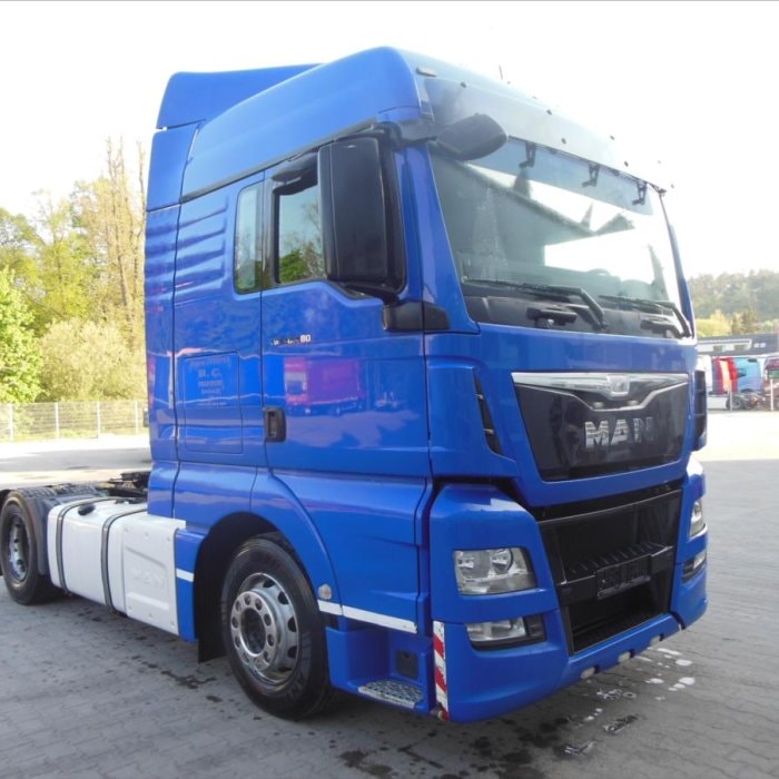 MAN TGX 18.480 BLS, Manuál, Standart