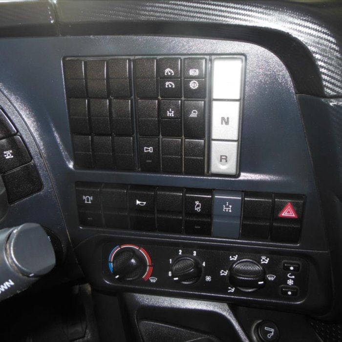 Iveco Stralis X-Way 480, 8x4, Bordmatic, Závěs