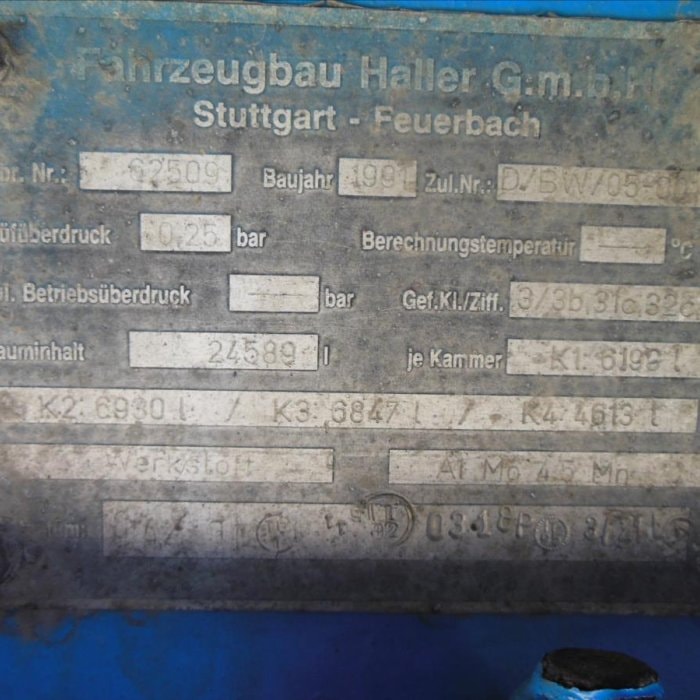 Willig-Haller, 24.589 l, 4 komory návěs pro nákladní přepravu