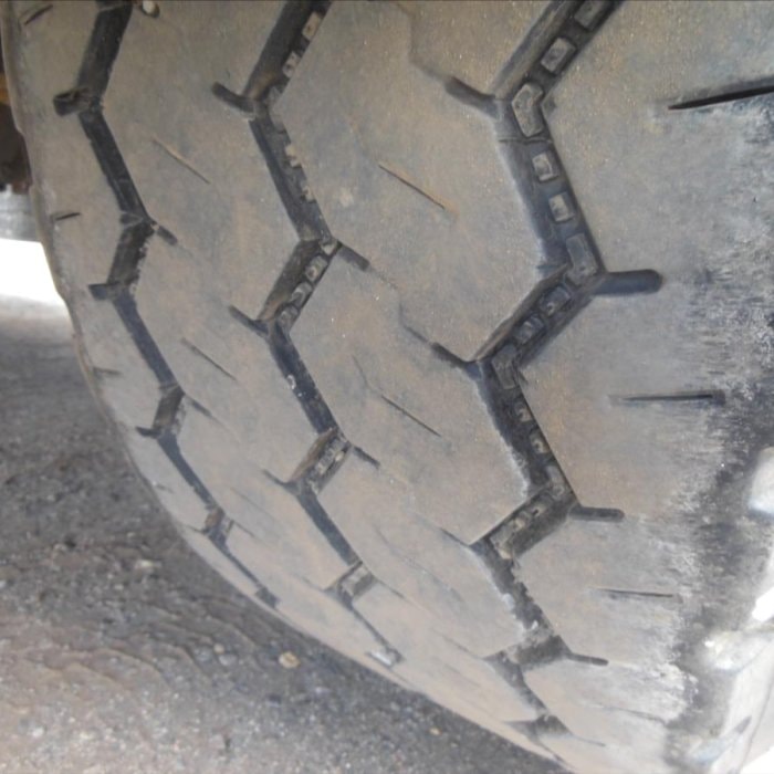 Willig-Haller, 24.589 l, 4 komory návěs pro nákladní přepravu